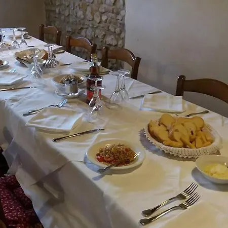 Agriturismo La Bella Bauernhof *